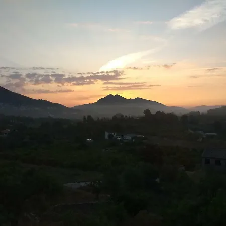 Casita Louisa بيت ضيافة Parcent
