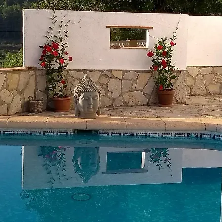 Casita Louisa بيت ضيافة